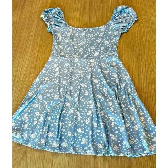 Altar’d State Fit and Flare Floral Dress size Small - Picture 2 of 7